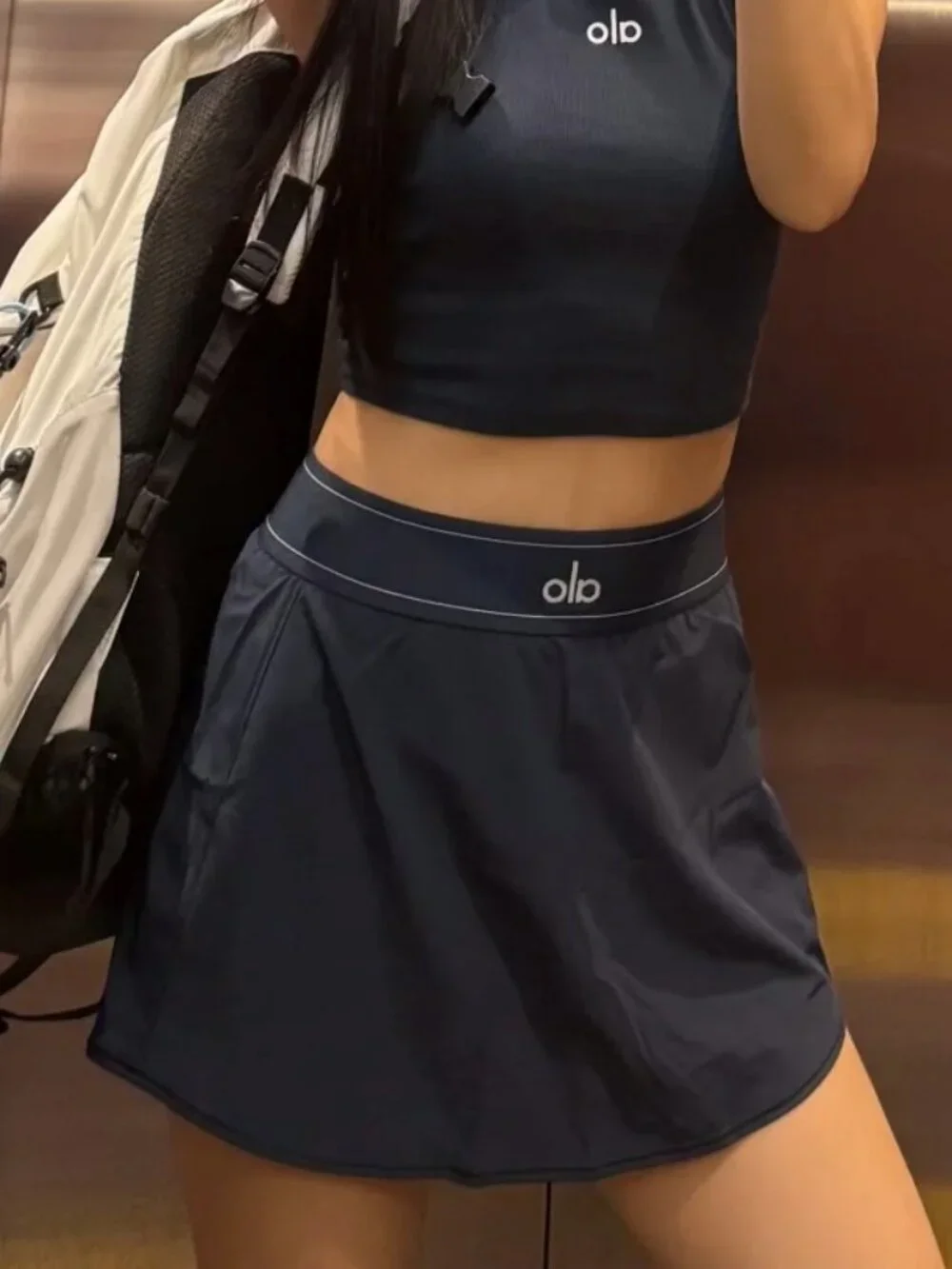 NWT🐶 Alo Yoga Match Point Black Tennis Skirt | Create a Stylish Look🍖
